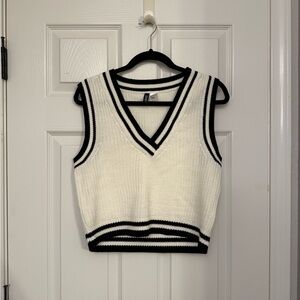 H&M Cream and Black Ribbed Crop Top